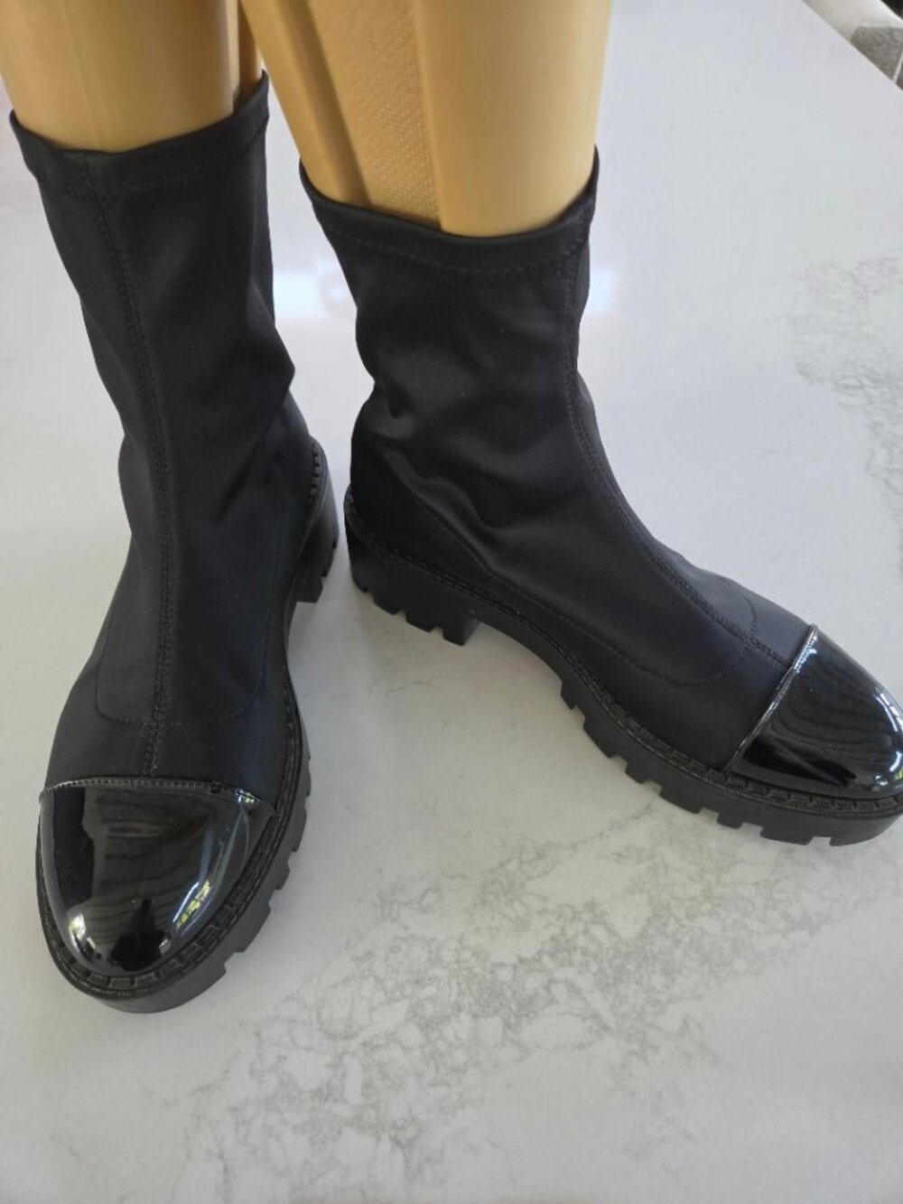 Zara Black Stretch Ankle Bootie with Patent Toe Cap  9/Eur 39 - Picture 4 of 14